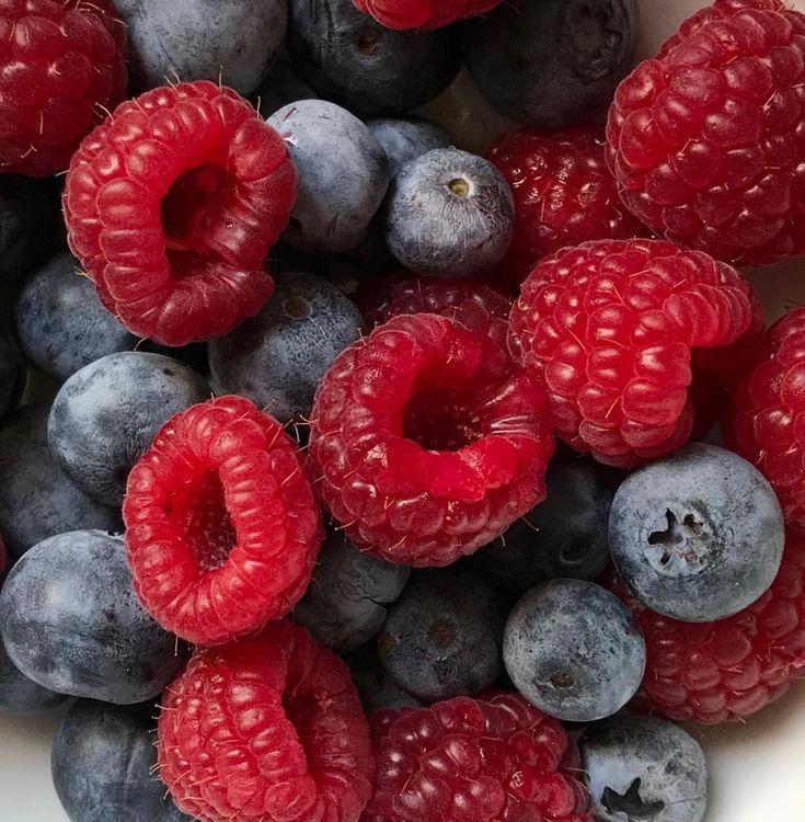 Farm-to-Table Berry Fusion: Pure and Wholesome Goodness